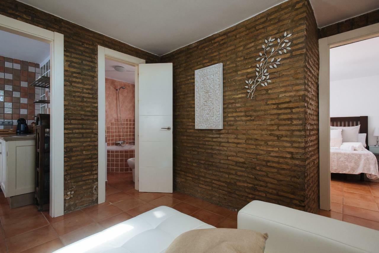 Cozy Attic With Terrace- 1Bd 1Bth- San Vicente Apartman Sevilla Kültér fotó