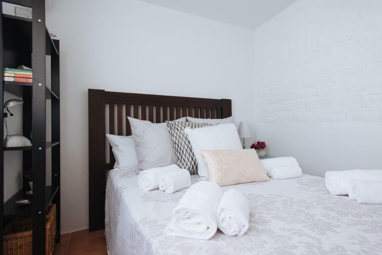 Cozy Attic With Terrace- 1Bd 1Bth- San Vicente Apartman Sevilla Kültér fotó