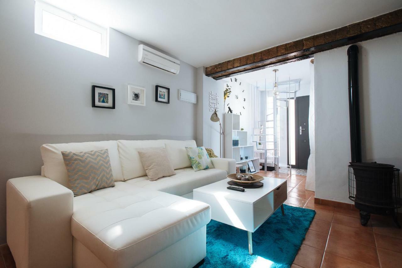 Cozy Attic With Terrace- 1Bd 1Bth- San Vicente Apartman Sevilla Kültér fotó